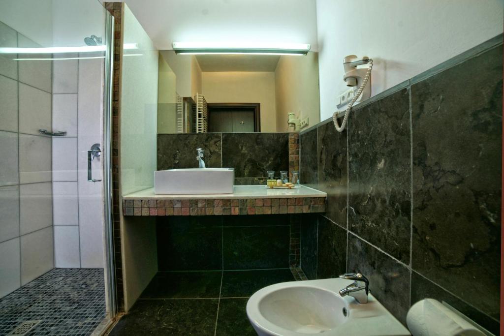 Stary Tartak Hotel Ilawa Room photo